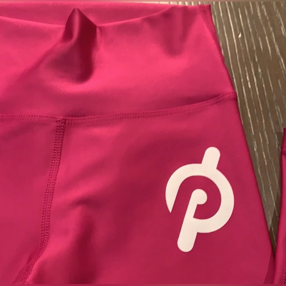 NWT PELOTON SHOW UP RIB LEGGINGS size M - Picture 10 of 16